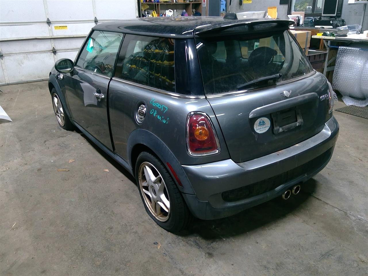 https://f005.backblazeb2.com/file/img-partshotlines-com/Inventory/NE175/Vehicle/39171_04.jpg
