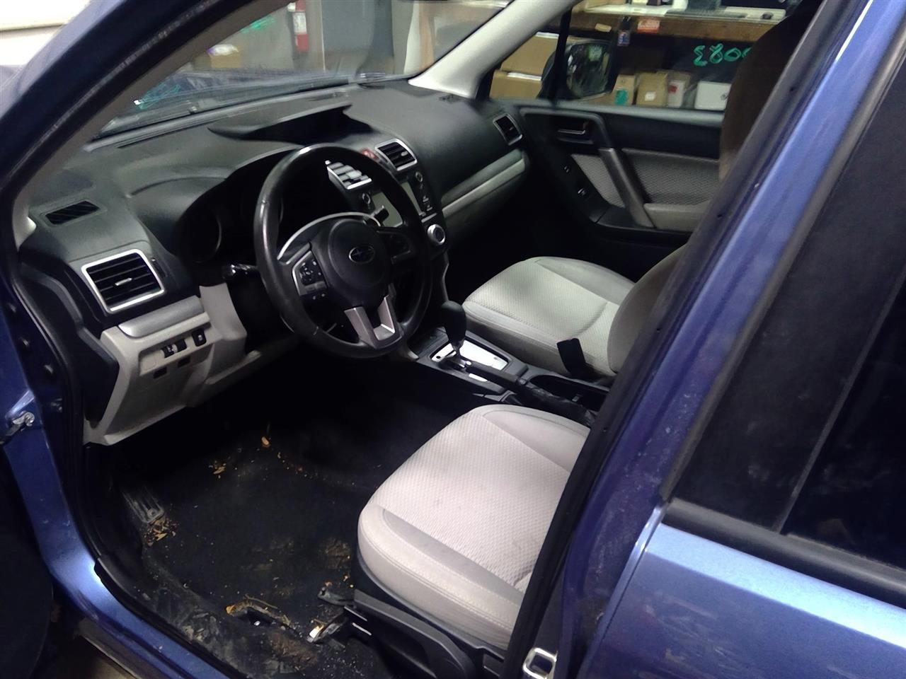 Vehicle/39353_07.jpg