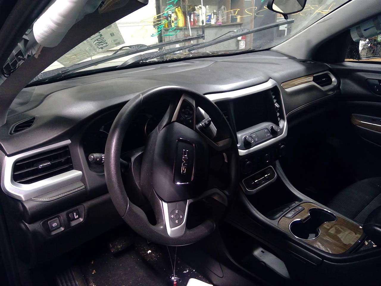 https://f005.backblazeb2.com/file/img-partshotlines-com/Inventory/NE175/Vehicle/39380_07.jpg