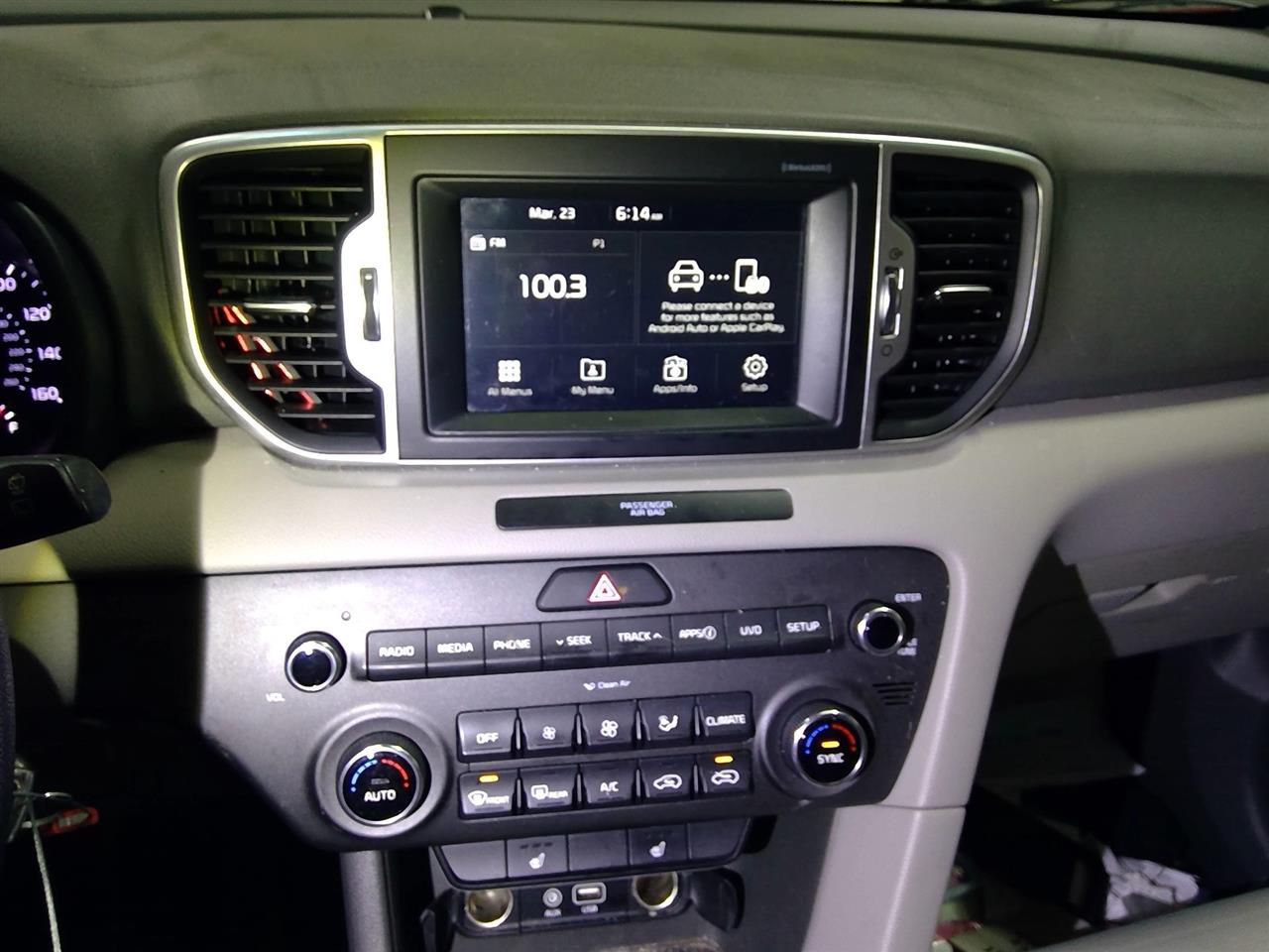 https://f005.backblazeb2.com/file/img-partshotlines-com/Inventory/NE175/Vehicle/39644_09.jpg