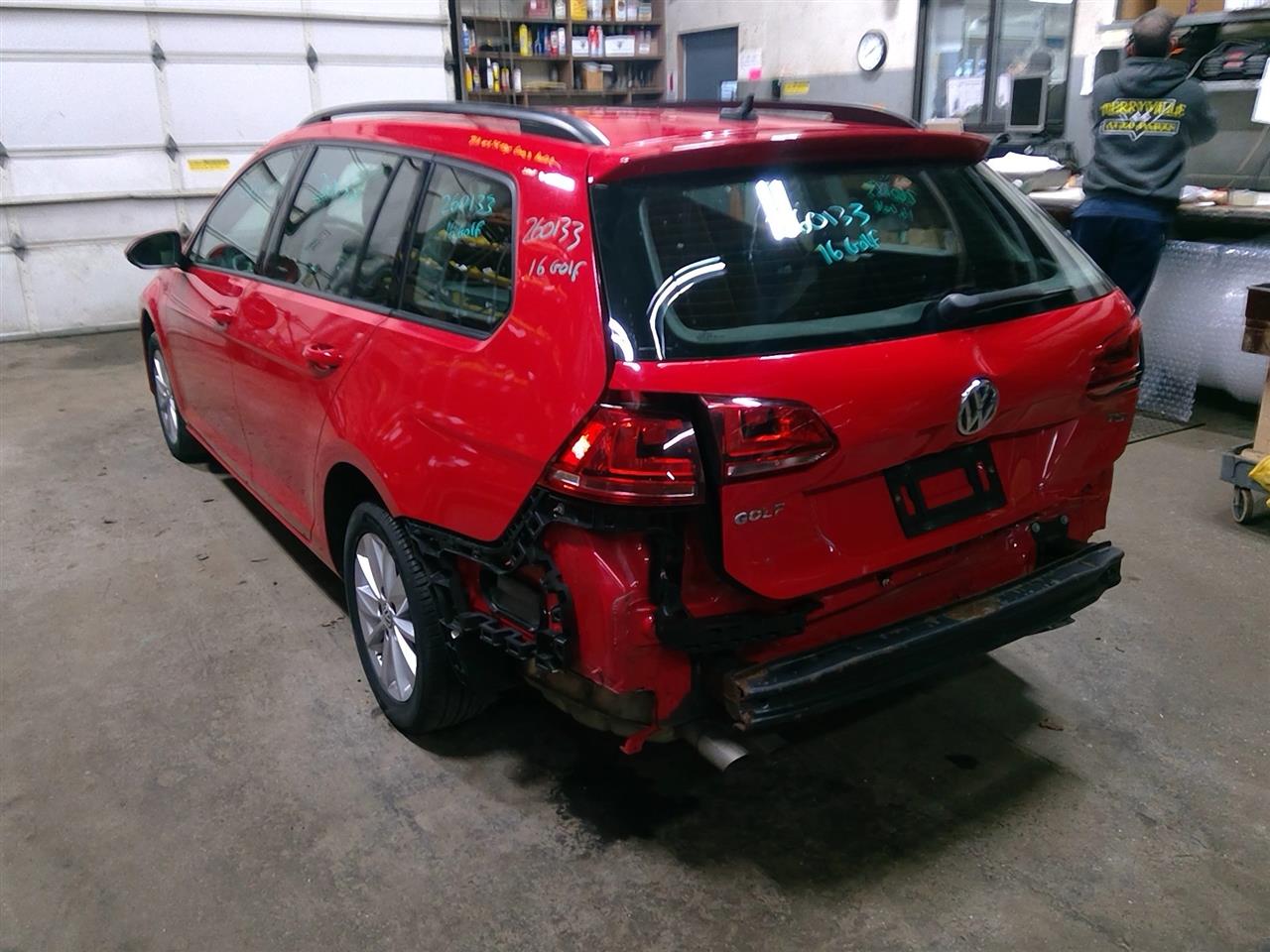 https://f005.backblazeb2.com/file/img-partshotlines-com/Inventory/NE175/Vehicle/39778_08.jpg