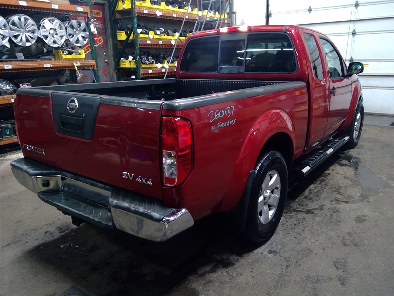https://f005.backblazeb2.com/file/img-partshotlines-com/Inventory/NE175/Vehicle/39797_03.jpg