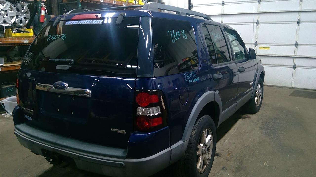 https://f005.backblazeb2.com/file/img-partshotlines-com/Inventory/NE175/Vehicle/39956_03.jpg