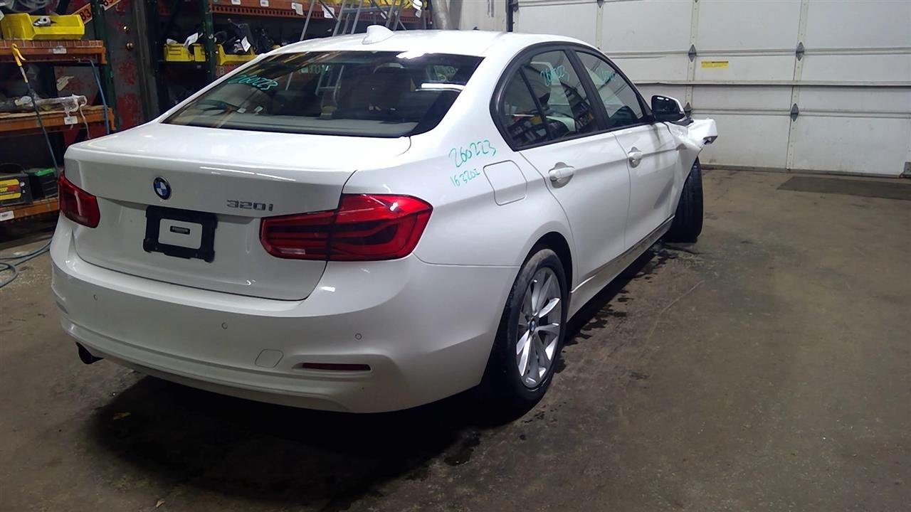 https://f005.backblazeb2.com/file/img-partshotlines-com/Inventory/NE175/Vehicle/40185_03.jpg