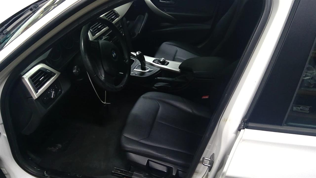 https://f005.backblazeb2.com/file/img-partshotlines-com/Inventory/NE175/Vehicle/40185_05.jpg