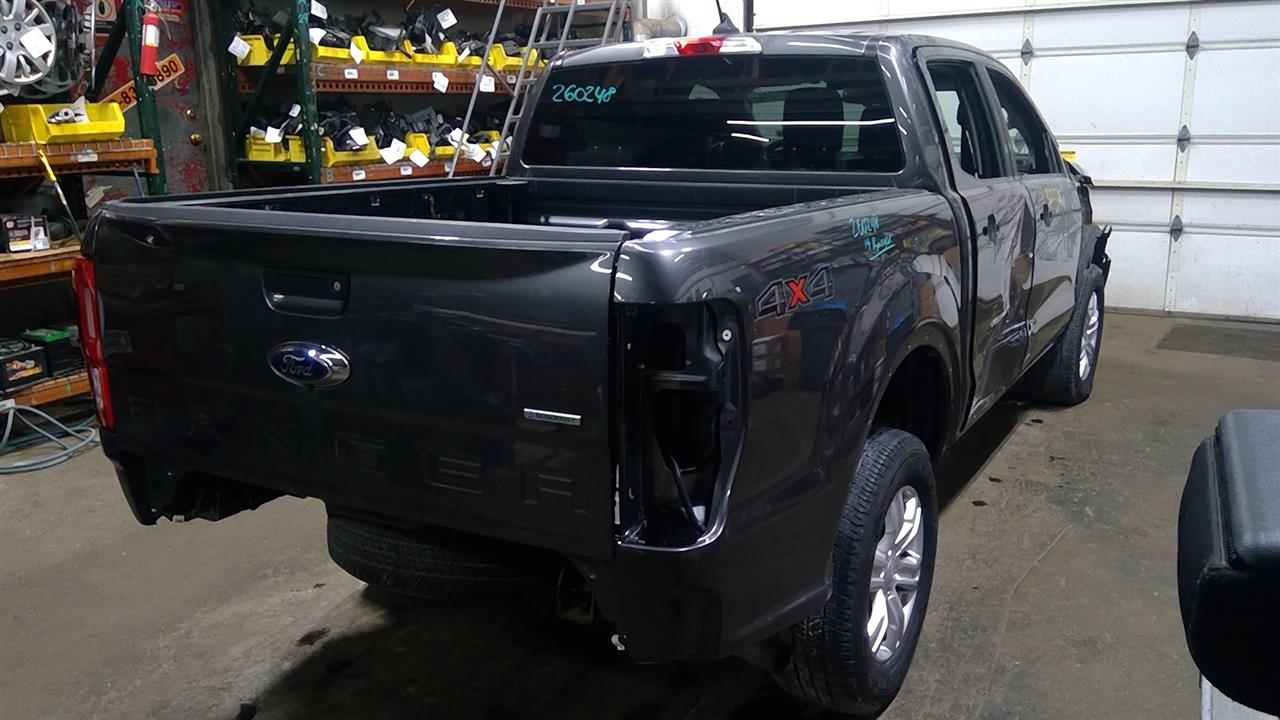 https://f005.backblazeb2.com/file/img-partshotlines-com/Inventory/NE175/Vehicle/40343_03.jpg