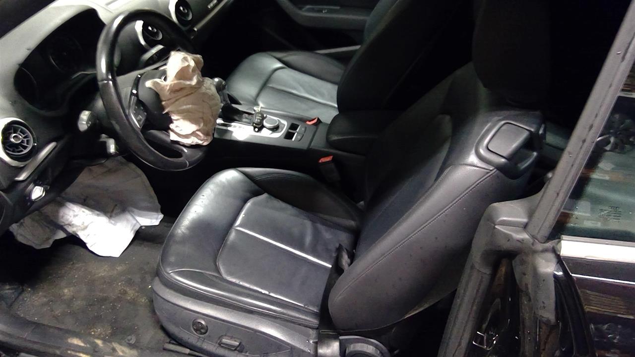 https://f005.backblazeb2.com/file/img-partshotlines-com/Inventory/NE175/Vehicle/40398_05.jpg