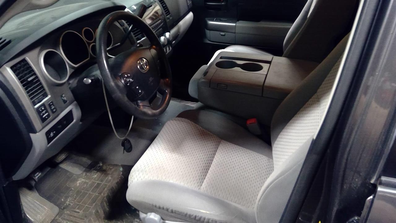 https://f005.backblazeb2.com/file/img-partshotlines-com/Inventory/NE175/Vehicle/40484_05.jpg