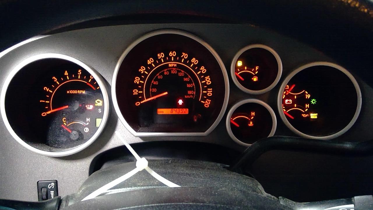 https://f005.backblazeb2.com/file/img-partshotlines-com/Inventory/NE175/Vehicle/40484_07.jpg