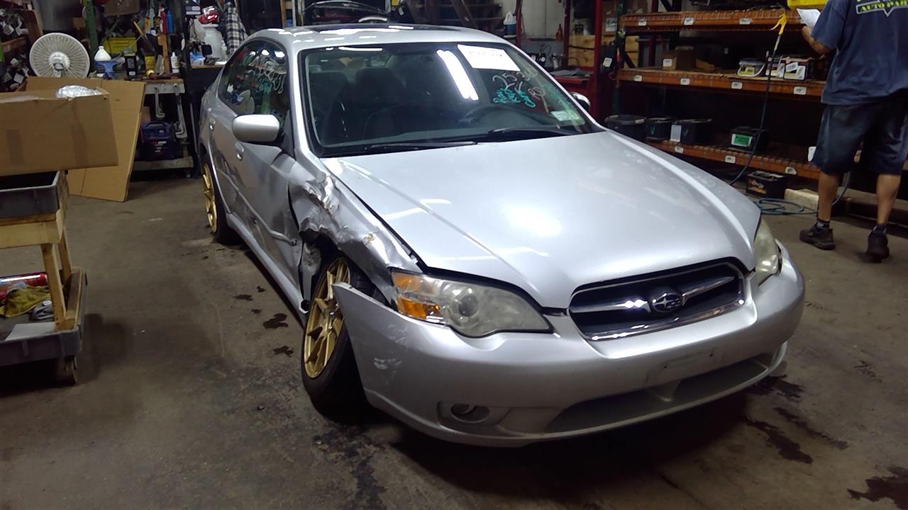 https://f005.backblazeb2.com/file/img-partshotlines-com/Inventory/NE175/Vehicle/40723_02.jpg