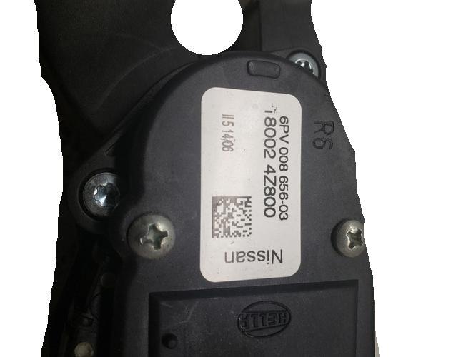 https://f005.backblazeb2.com/file/img-partshotlines-com/Inventory/NE179/Inventory/1173479_05.jpg