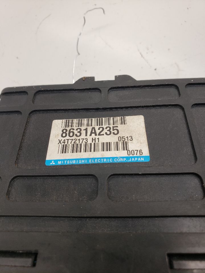 https://f005.backblazeb2.com/file/img-partshotlines-com/Inventory/NE179/Inventory/1237607_08.jpg