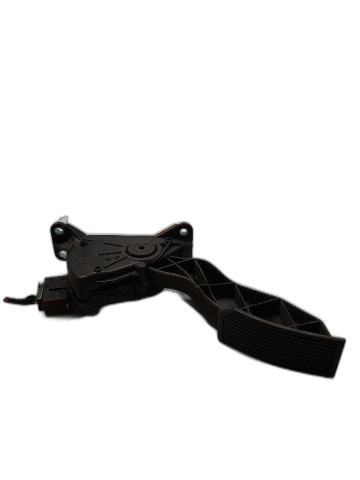 https://f005.backblazeb2.com/file/img-partshotlines-com/Inventory/NE179/Inventory/1311613_06.jpg