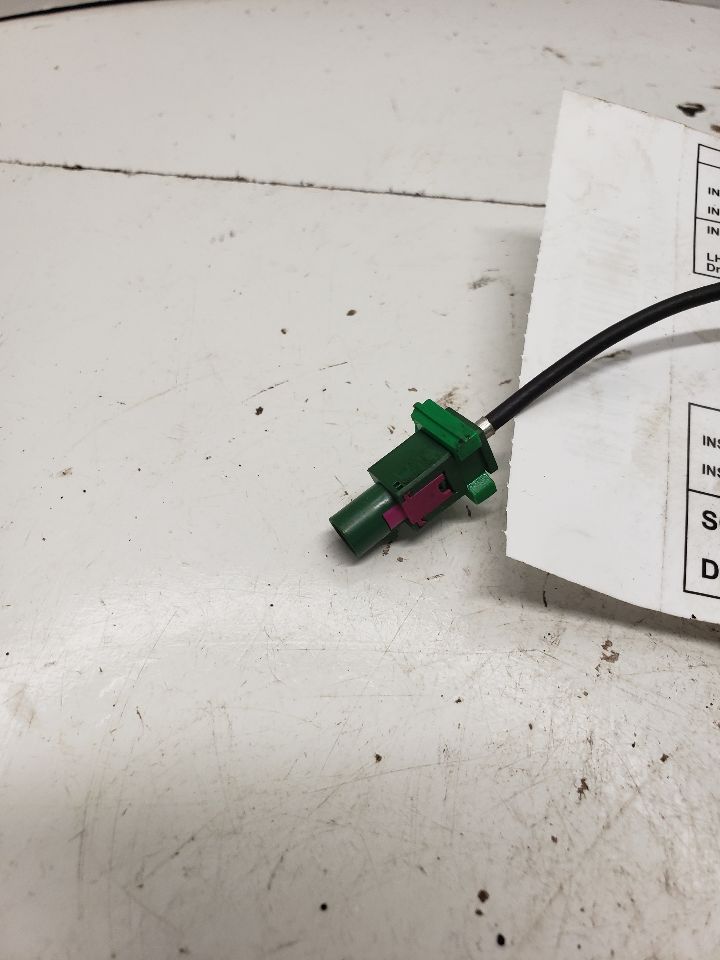 https://f005.backblazeb2.com/file/img-partshotlines-com/Inventory/NE179/Inventory/1380669_04.jpg