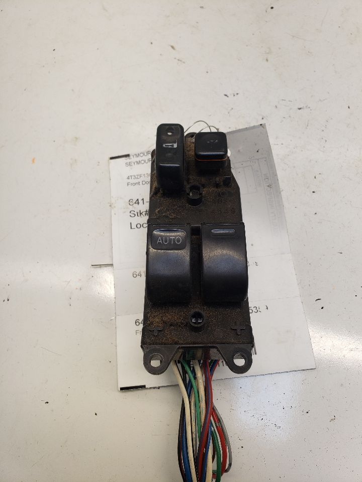 https://f005.backblazeb2.com/file/img-partshotlines-com/Inventory/NE179/Inventory/955110_01.jpg