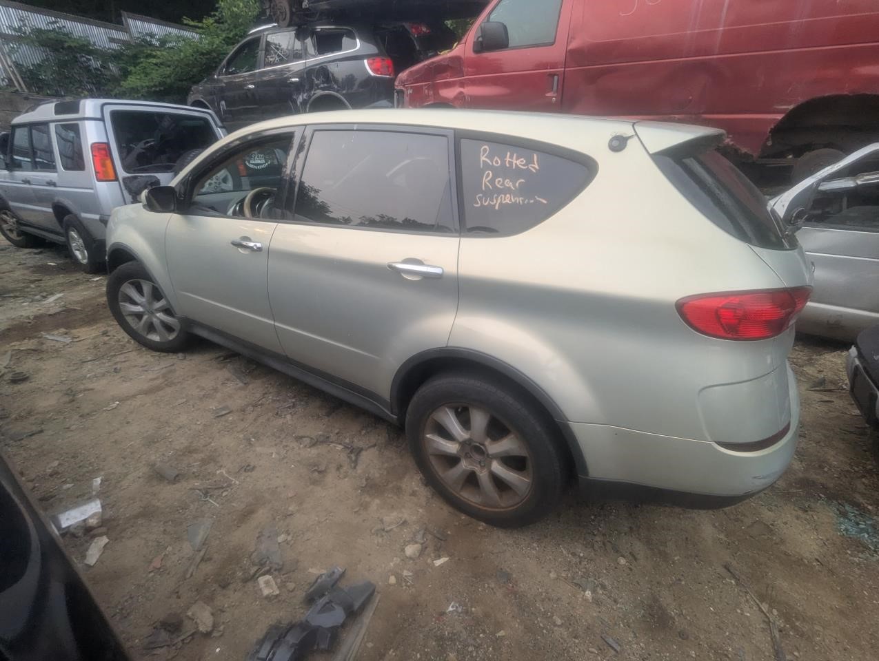 https://f005.backblazeb2.com/file/img-partshotlines-com/Inventory/NE179/Vehicle/62658_04.jpg