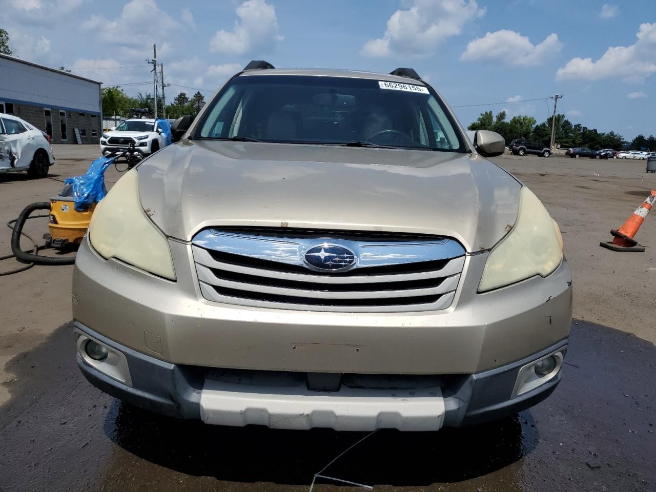 Vehicle/62703_05.jpg