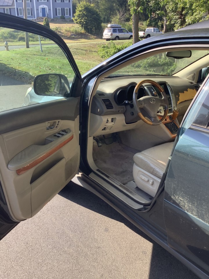 https://f005.backblazeb2.com/file/img-partshotlines-com/Inventory/NE179/Vehicle/62776_05.jpg