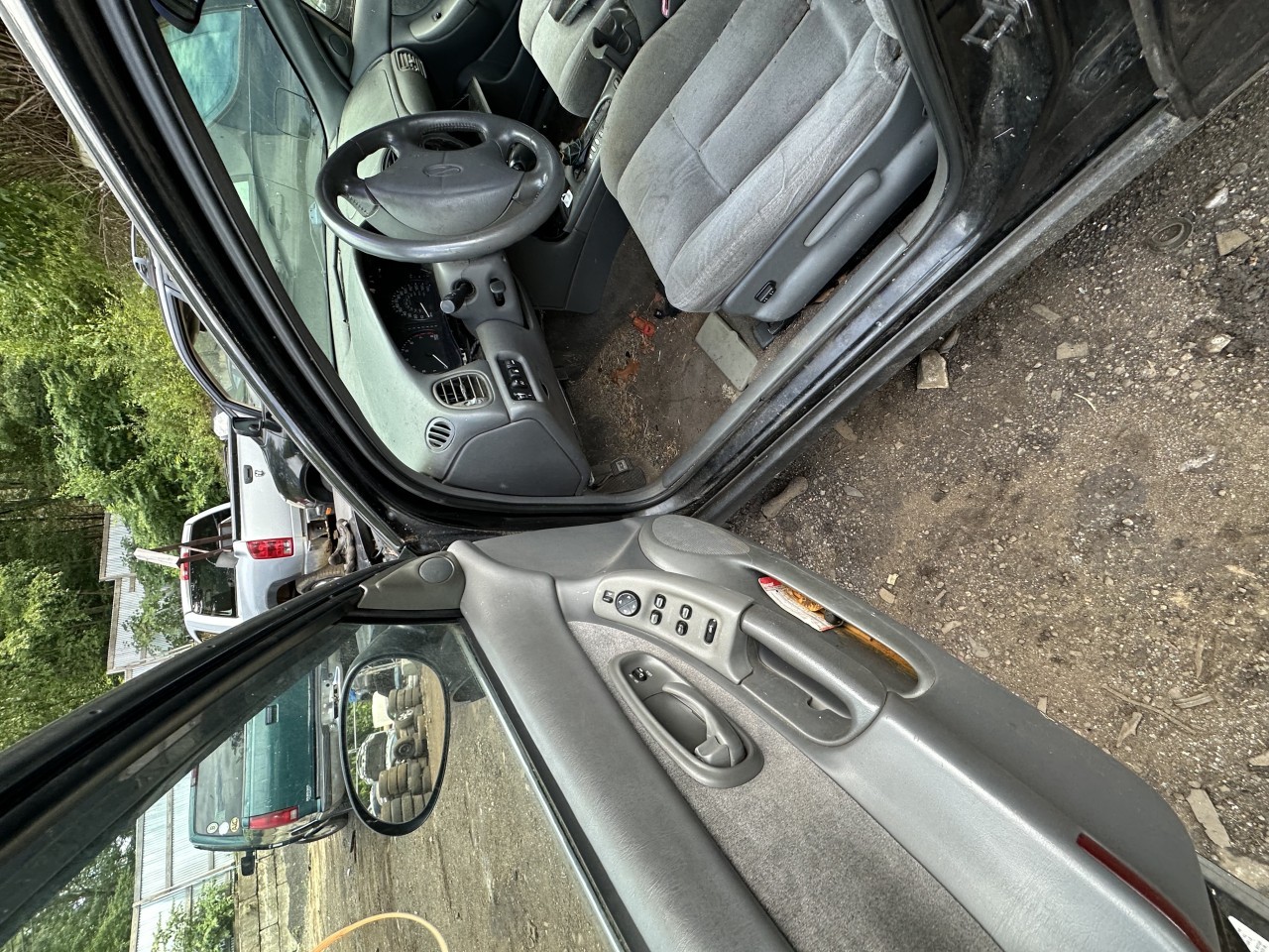 https://f005.backblazeb2.com/file/img-partshotlines-com/Inventory/NE179/Vehicle/62882_08.jpg