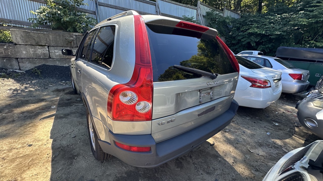 https://f005.backblazeb2.com/file/img-partshotlines-com/Inventory/NE179/Vehicle/62947_02.jpg