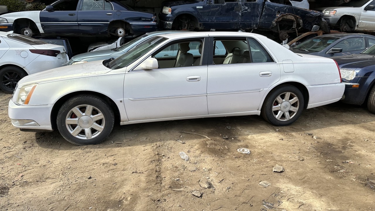 https://f005.backblazeb2.com/file/img-partshotlines-com/Inventory/NE179/Vehicle/63006_04.jpg