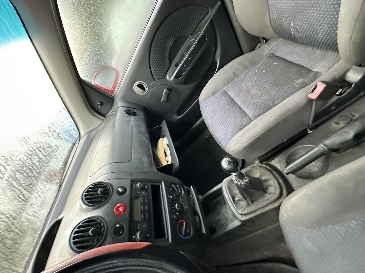 https://f005.backblazeb2.com/file/img-partshotlines-com/Inventory/NE179/Vehicle/63454_01.jpg