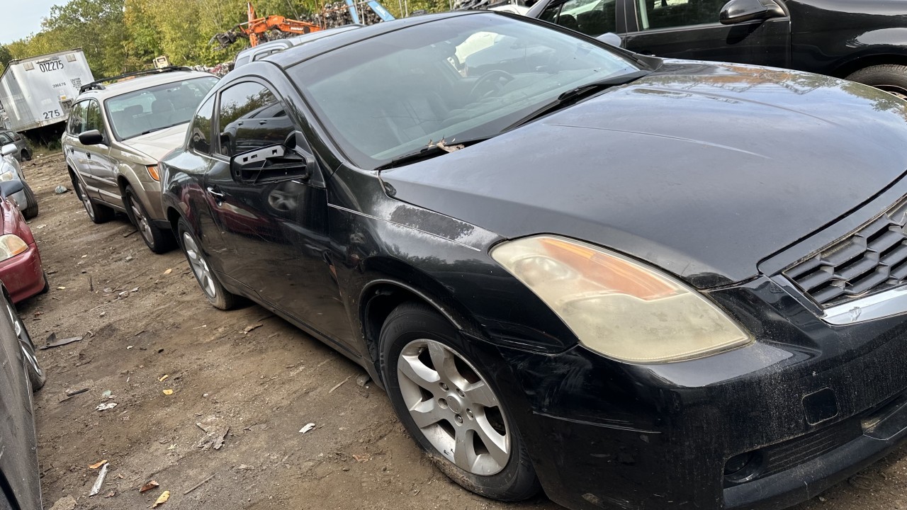 https://f005.backblazeb2.com/file/img-partshotlines-com/Inventory/NE179/Vehicle/63617_01.jpg