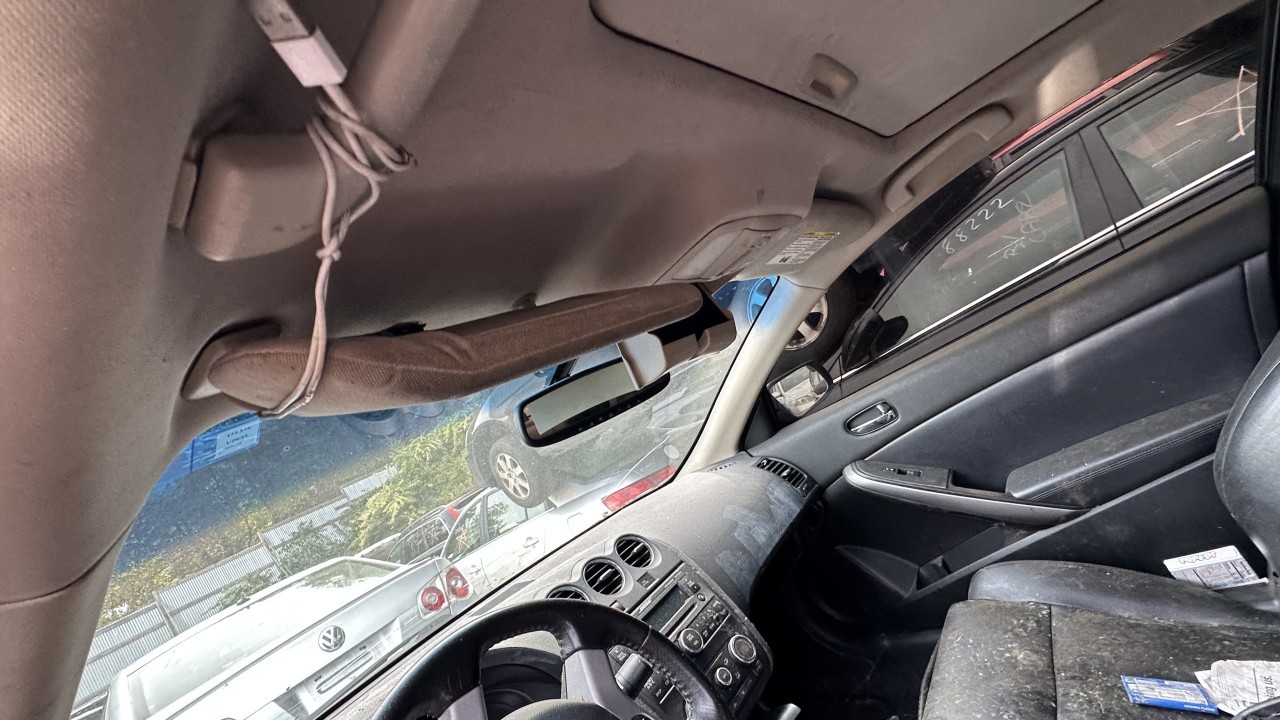 https://f005.backblazeb2.com/file/img-partshotlines-com/Inventory/NE179/Vehicle/63617_07.jpg
