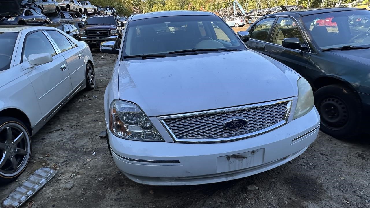 https://f005.backblazeb2.com/file/img-partshotlines-com/Inventory/NE179/Vehicle/63647_05.jpg