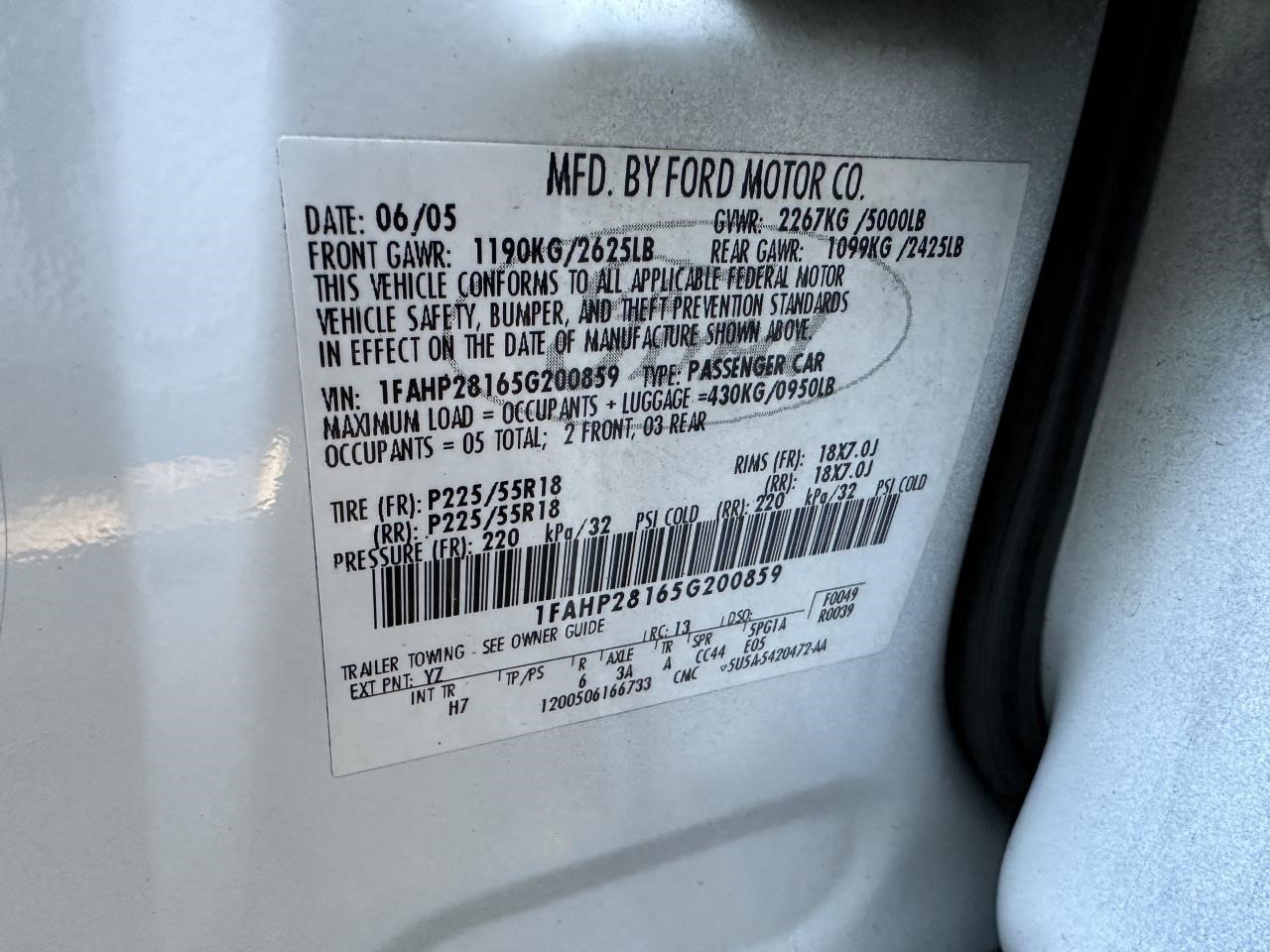 https://f005.backblazeb2.com/file/img-partshotlines-com/Inventory/NE179/Vehicle/63647_06.jpg