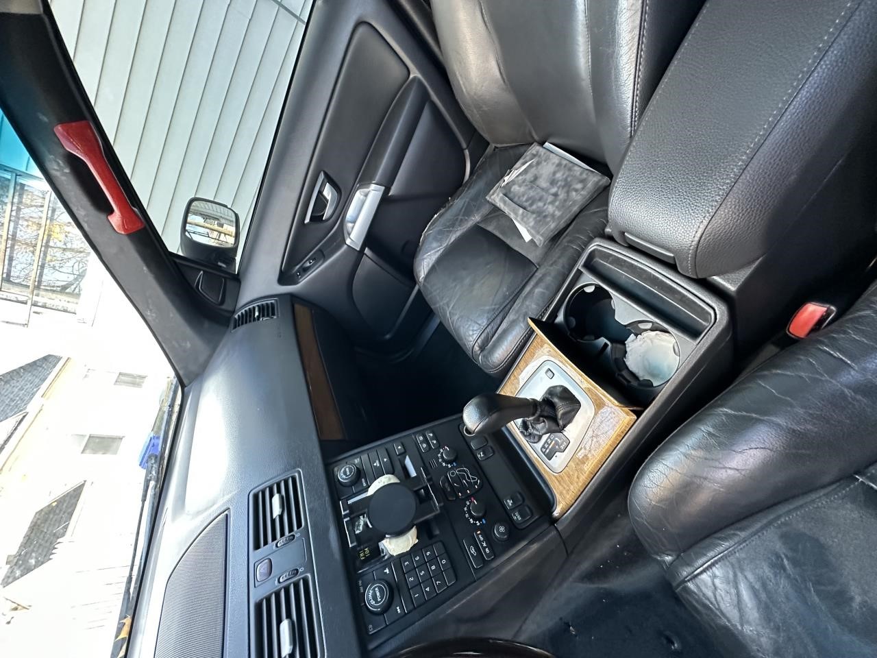https://f005.backblazeb2.com/file/img-partshotlines-com/Inventory/NE179/Vehicle/64647_06.jpg