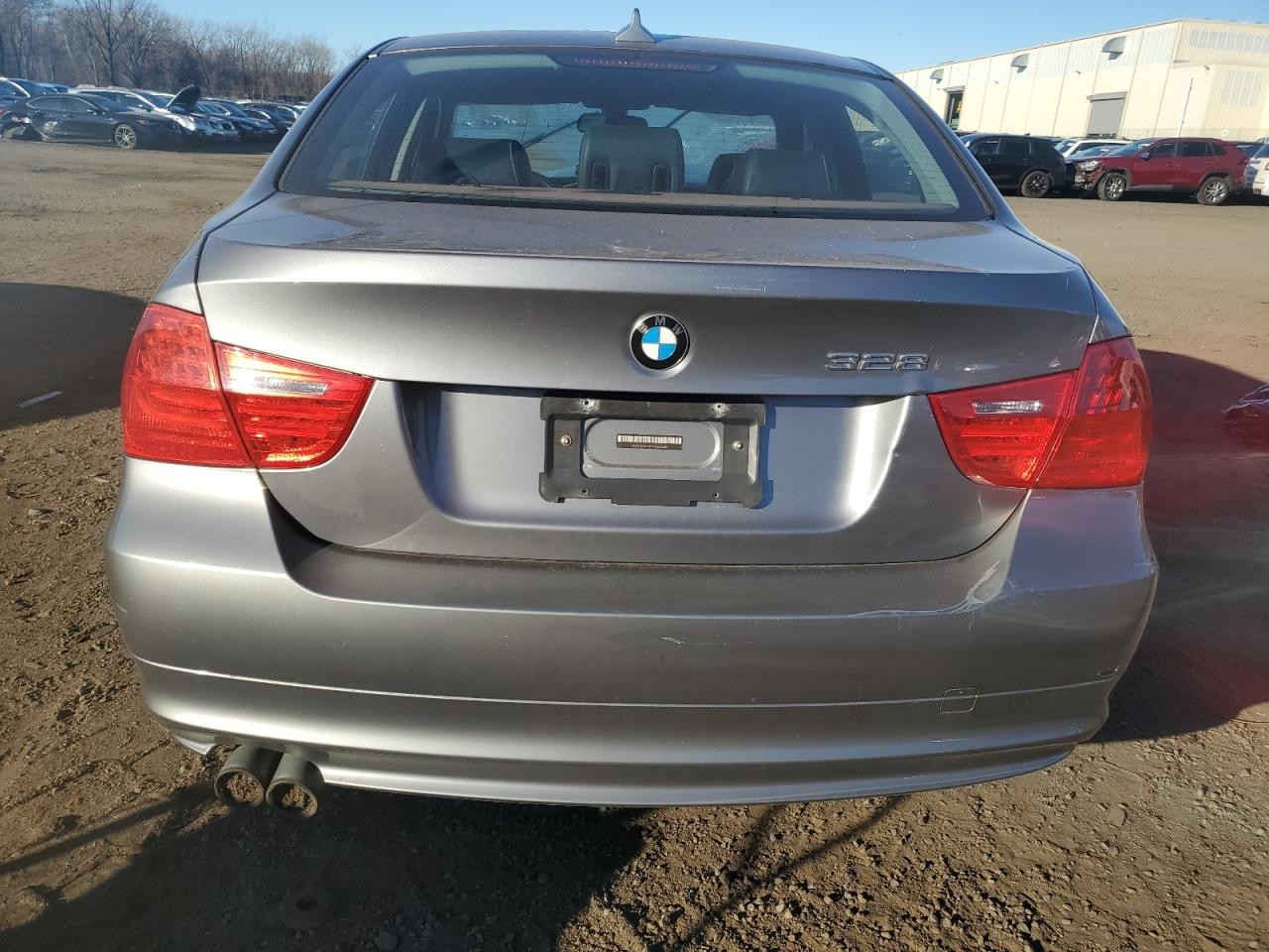 https://f005.backblazeb2.com/file/img-partshotlines-com/Inventory/NE179/Vehicle/64746_06.jpg