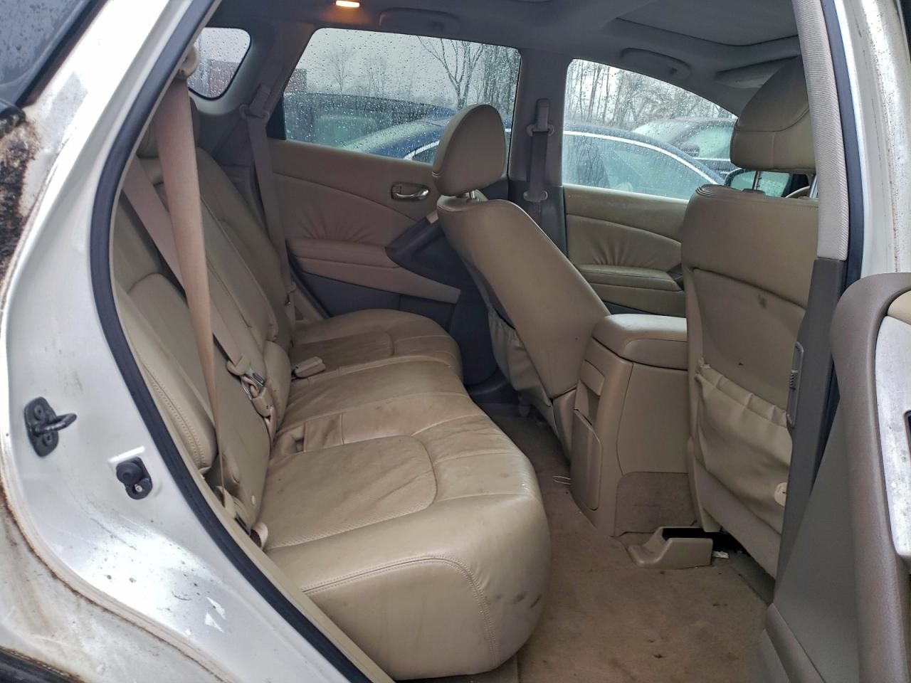 https://f005.backblazeb2.com/file/img-partshotlines-com/Inventory/NE179/Vehicle/64931_11.jpg