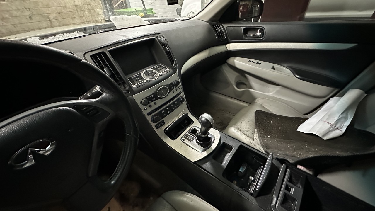 https://f005.backblazeb2.com/file/img-partshotlines-com/Inventory/NE179/Vehicle/64980_08.jpg