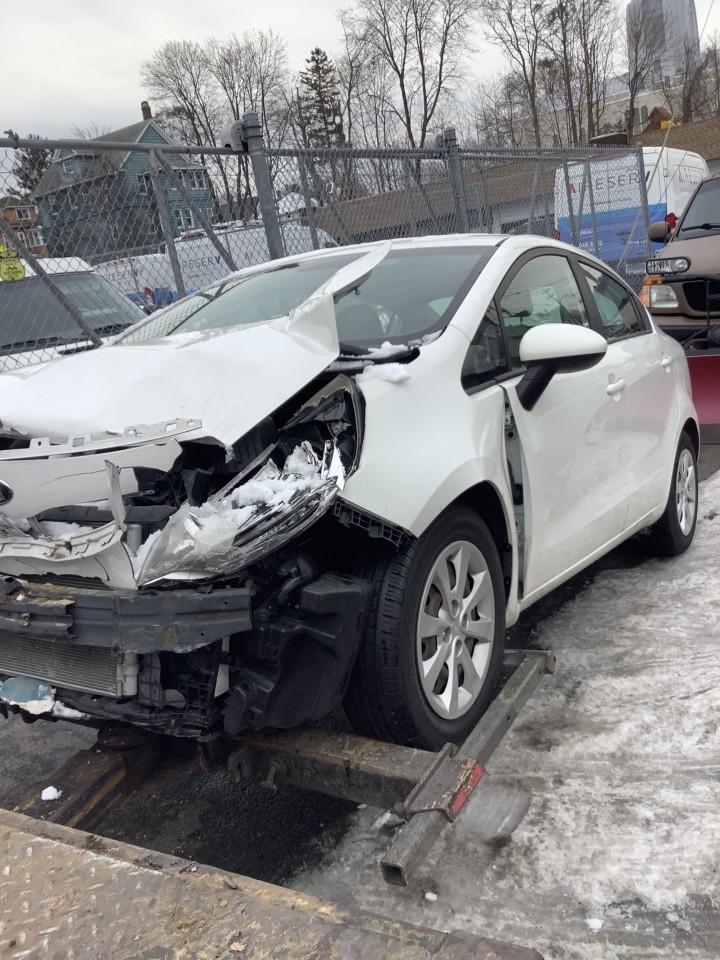 https://f005.backblazeb2.com/file/img-partshotlines-com/Inventory/NE179/Vehicle/65128_01.jpg