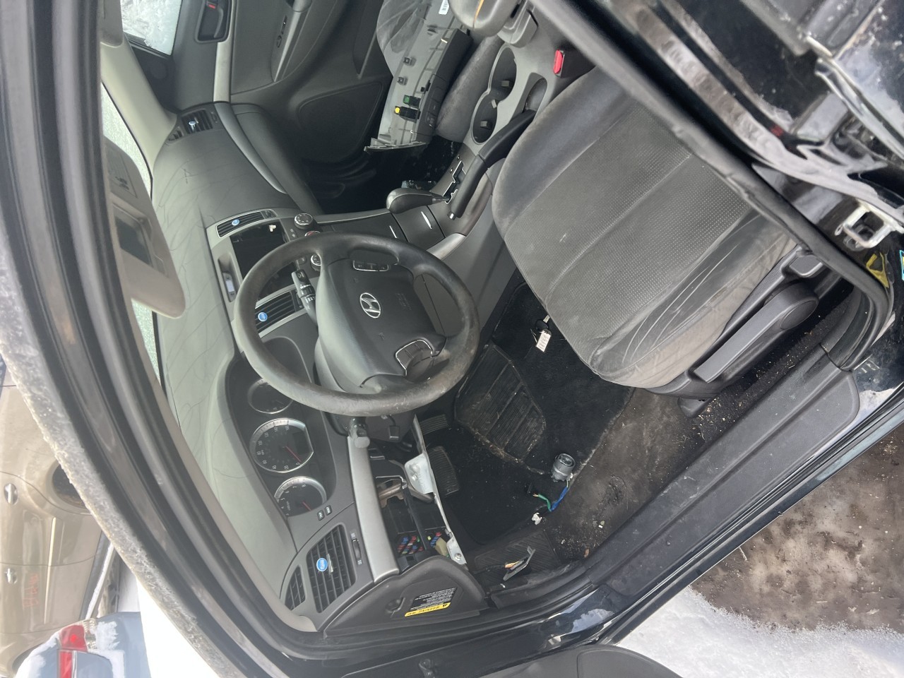 https://f005.backblazeb2.com/file/img-partshotlines-com/Inventory/NE179/Vehicle/65348_04.jpg