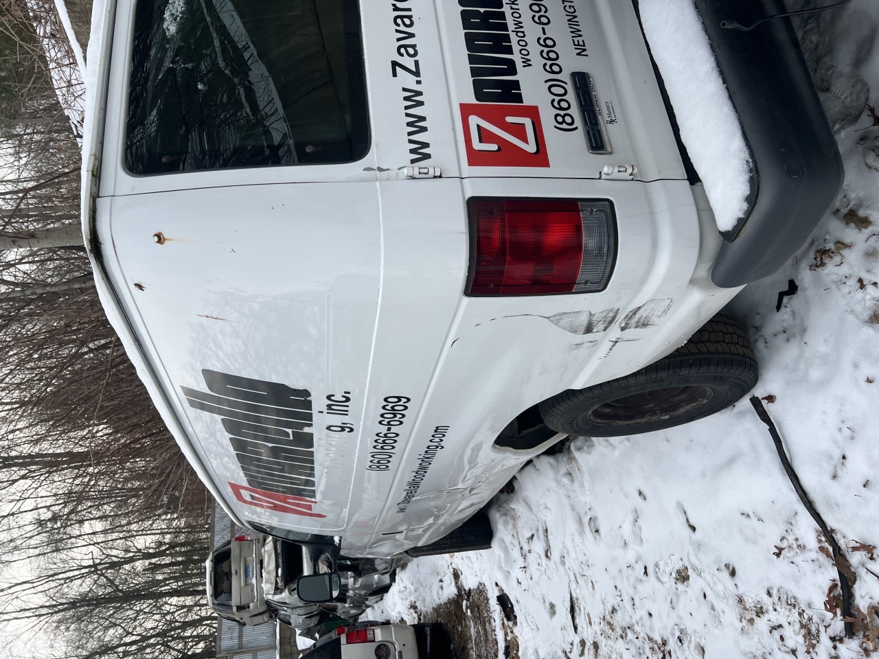 https://f005.backblazeb2.com/file/img-partshotlines-com/Inventory/NE179/Vehicle/65376_06.jpg