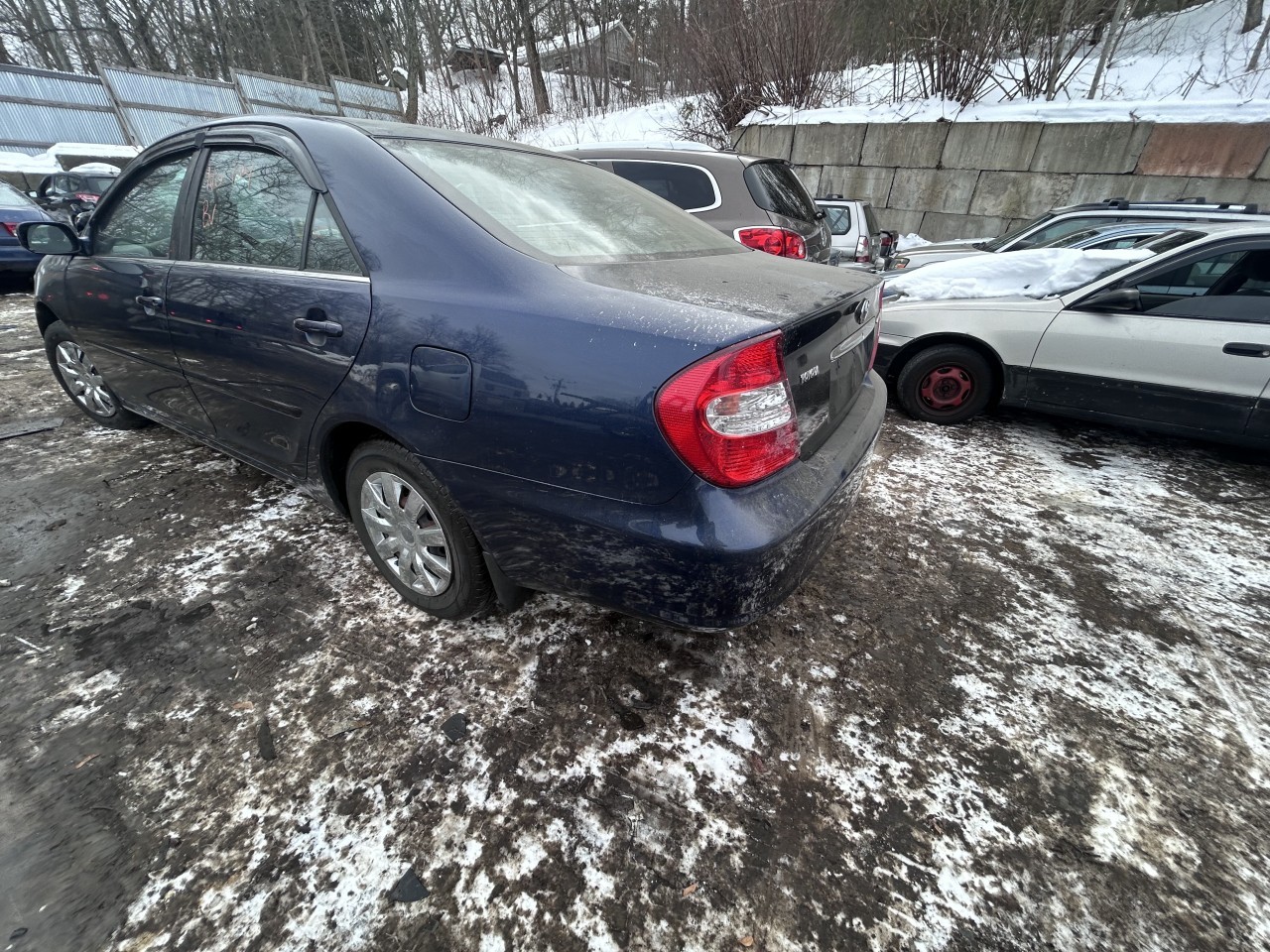 https://f005.backblazeb2.com/file/img-partshotlines-com/Inventory/NE179/Vehicle/65976_03.jpg