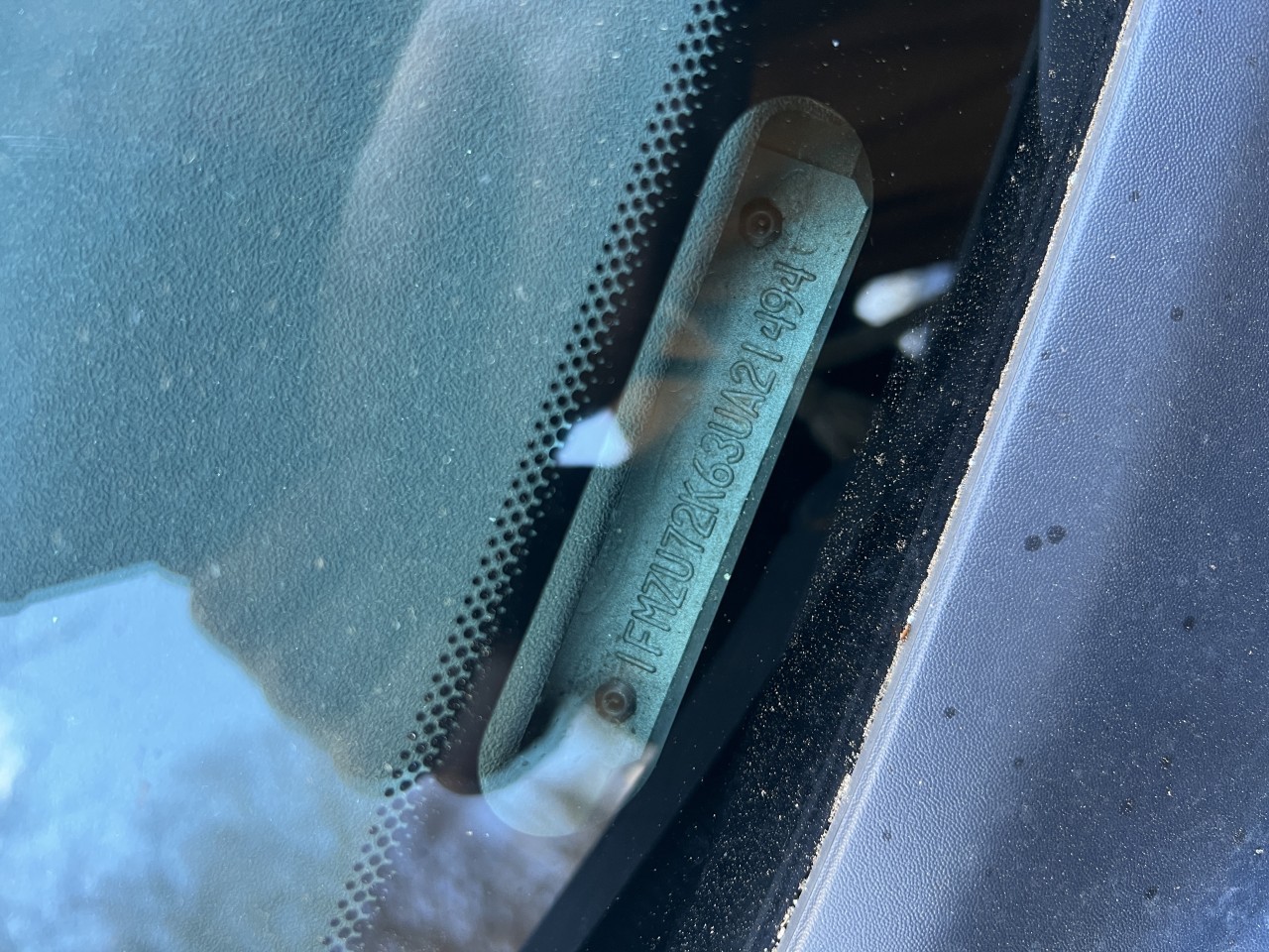https://f005.backblazeb2.com/file/img-partshotlines-com/Inventory/NE179/Vehicle/66696_04.jpg