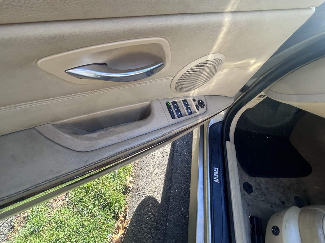 https://f005.backblazeb2.com/file/img-partshotlines-com/Inventory/NE179/Vehicle/66900_03.jpg