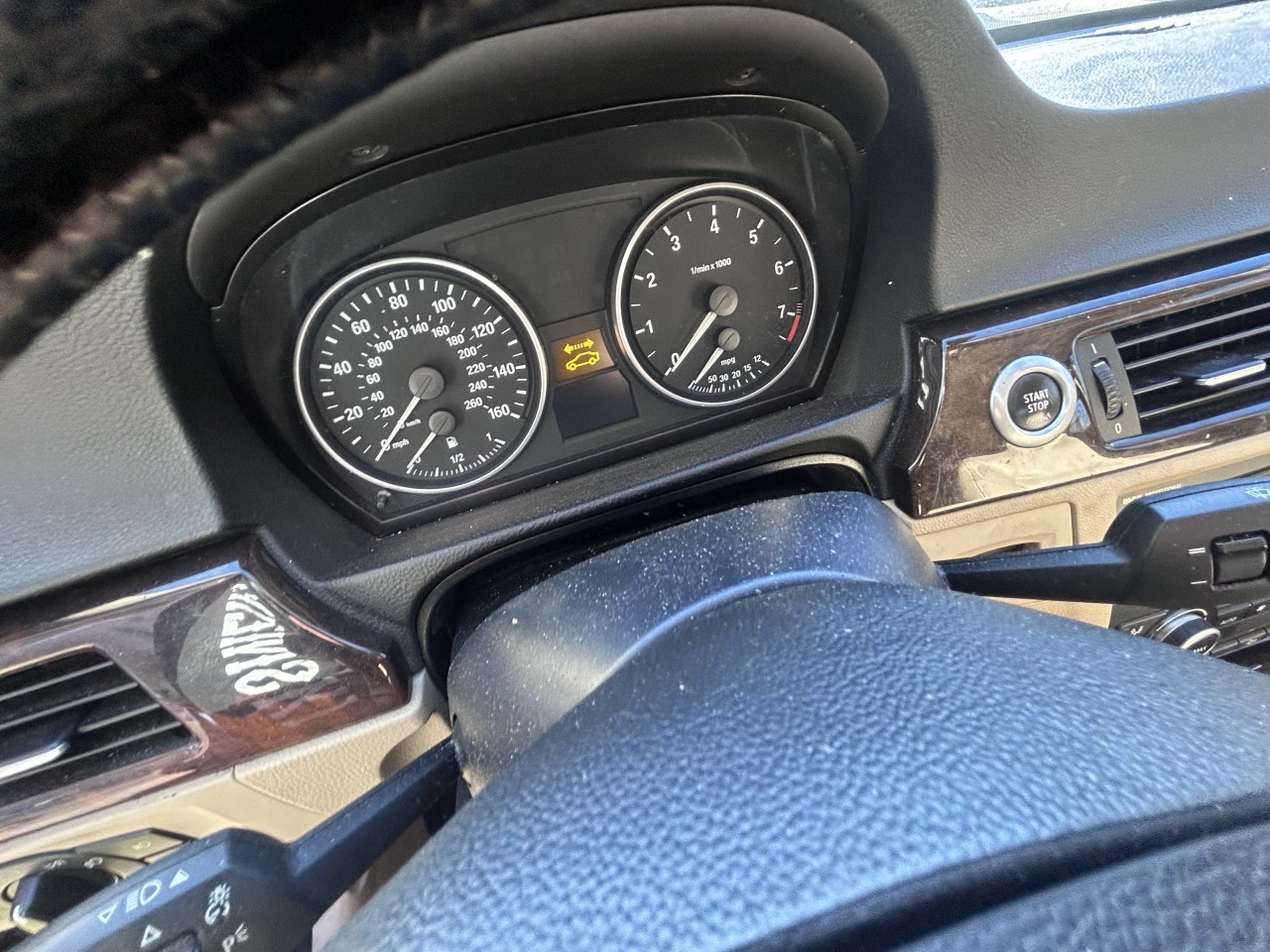 https://f005.backblazeb2.com/file/img-partshotlines-com/Inventory/NE179/Vehicle/66900_08.jpg