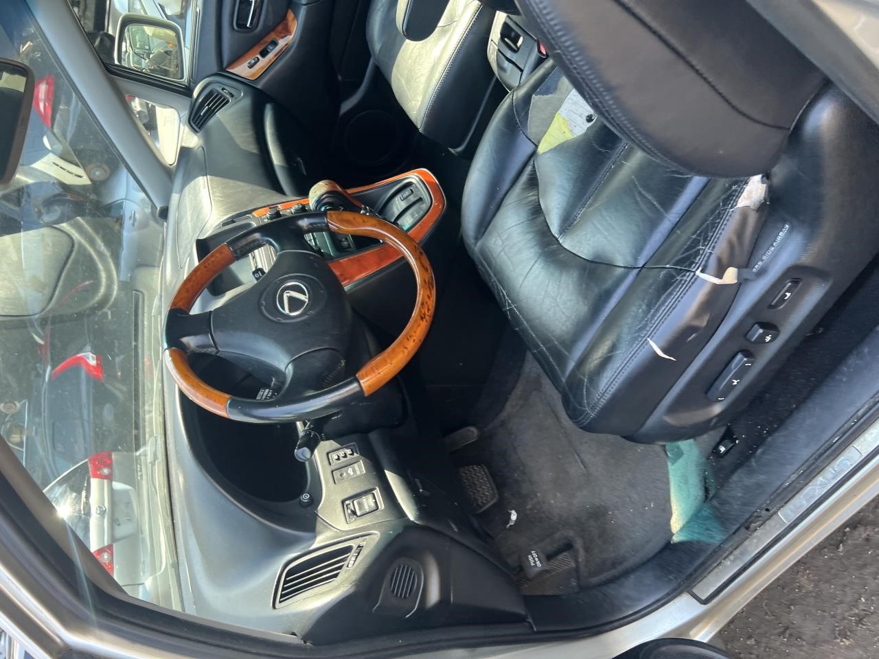 https://f005.backblazeb2.com/file/img-partshotlines-com/Inventory/NE179/Vehicle/67034_08.jpg