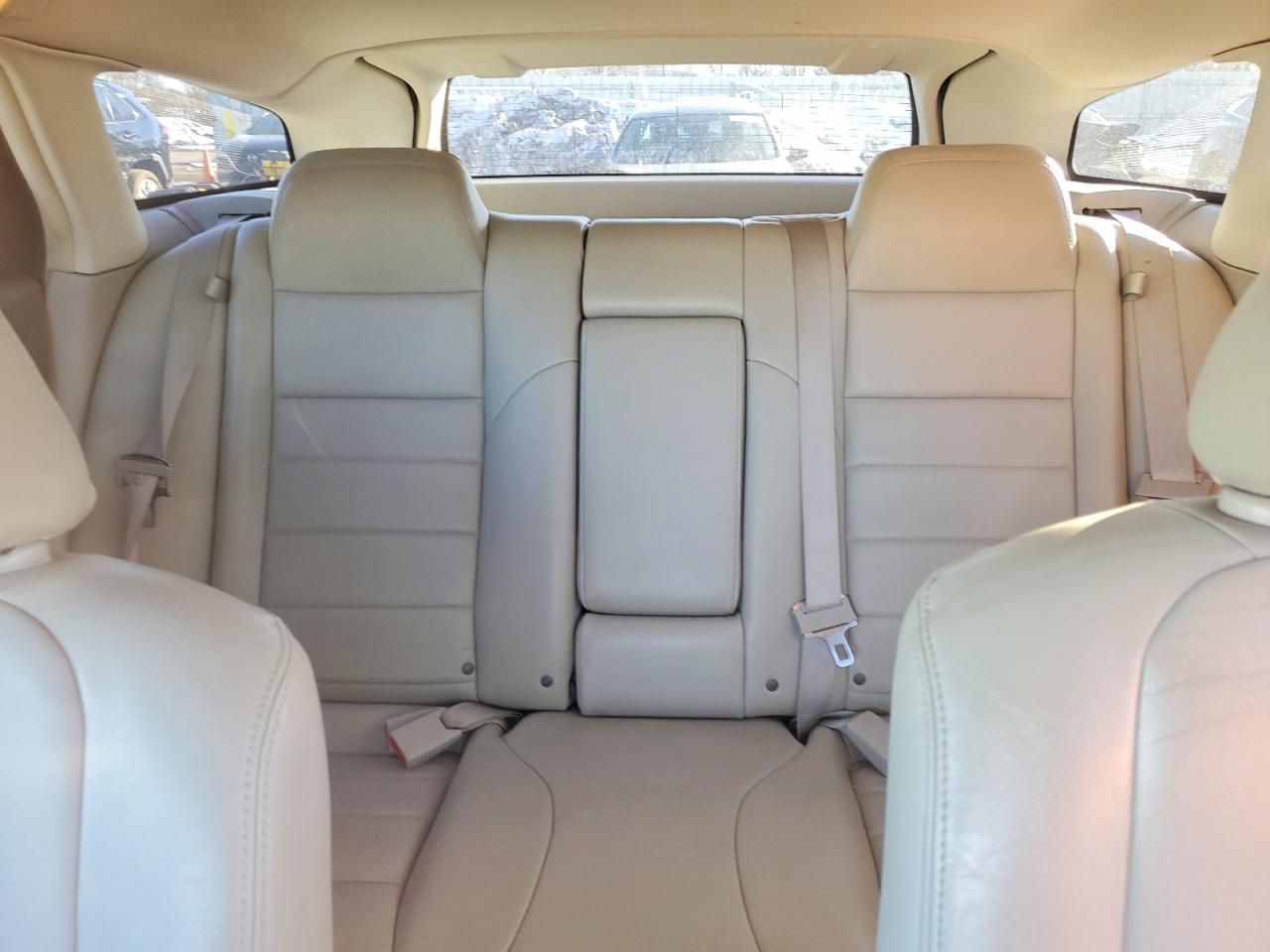 https://f005.backblazeb2.com/file/img-partshotlines-com/Inventory/NE179/Vehicle/67061_10.jpg