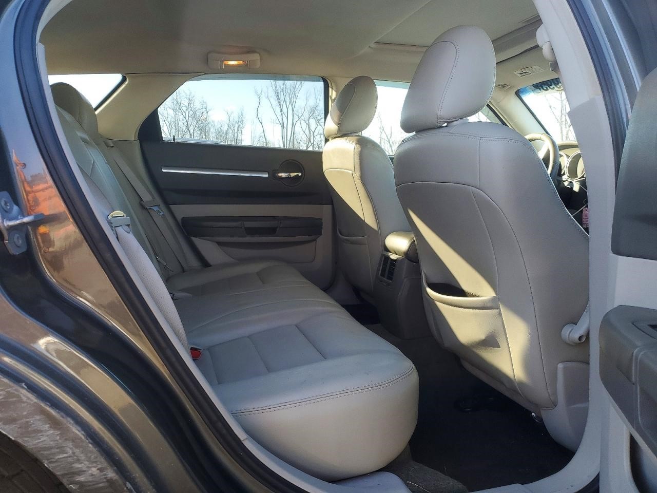 https://f005.backblazeb2.com/file/img-partshotlines-com/Inventory/NE179/Vehicle/67061_11.jpg