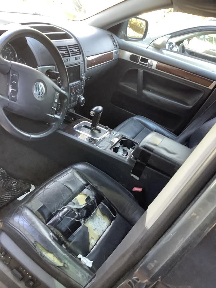 https://f005.backblazeb2.com/file/img-partshotlines-com/Inventory/NE179/Vehicle/67222_09.jpg