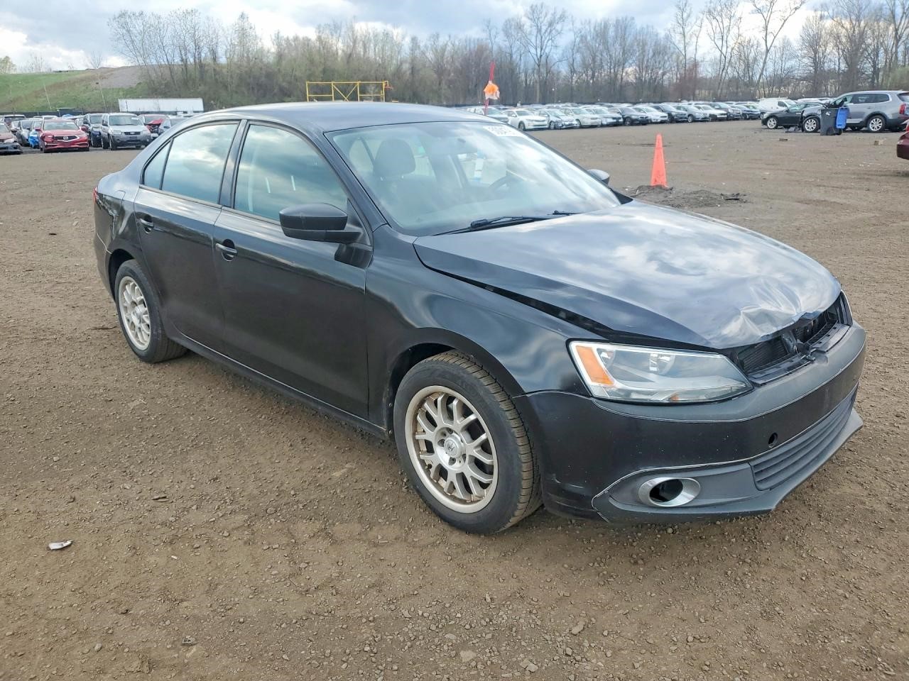 https://f005.backblazeb2.com/file/img-partshotlines-com/Inventory/NE179/Vehicle/67505_04.jpg