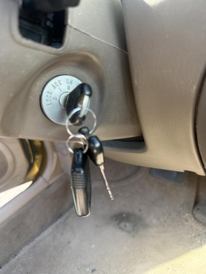 https://f005.backblazeb2.com/file/img-partshotlines-com/Inventory/NE179/Vehicle/67551_09.jpg