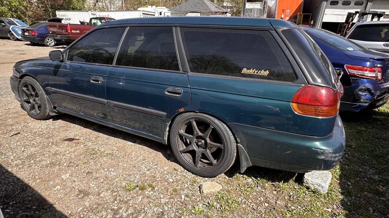 https://f005.backblazeb2.com/file/img-partshotlines-com/Inventory/NE179/Vehicle/67627_04.jpg