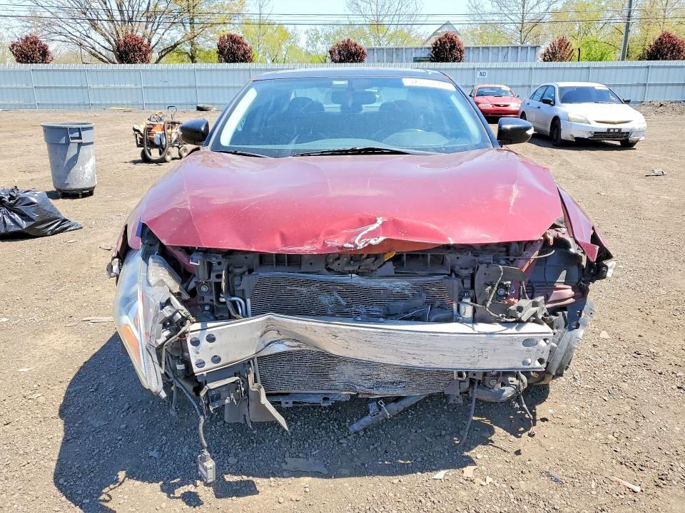 https://f005.backblazeb2.com/file/img-partshotlines-com/Inventory/NE179/Vehicle/68247_09.jpg