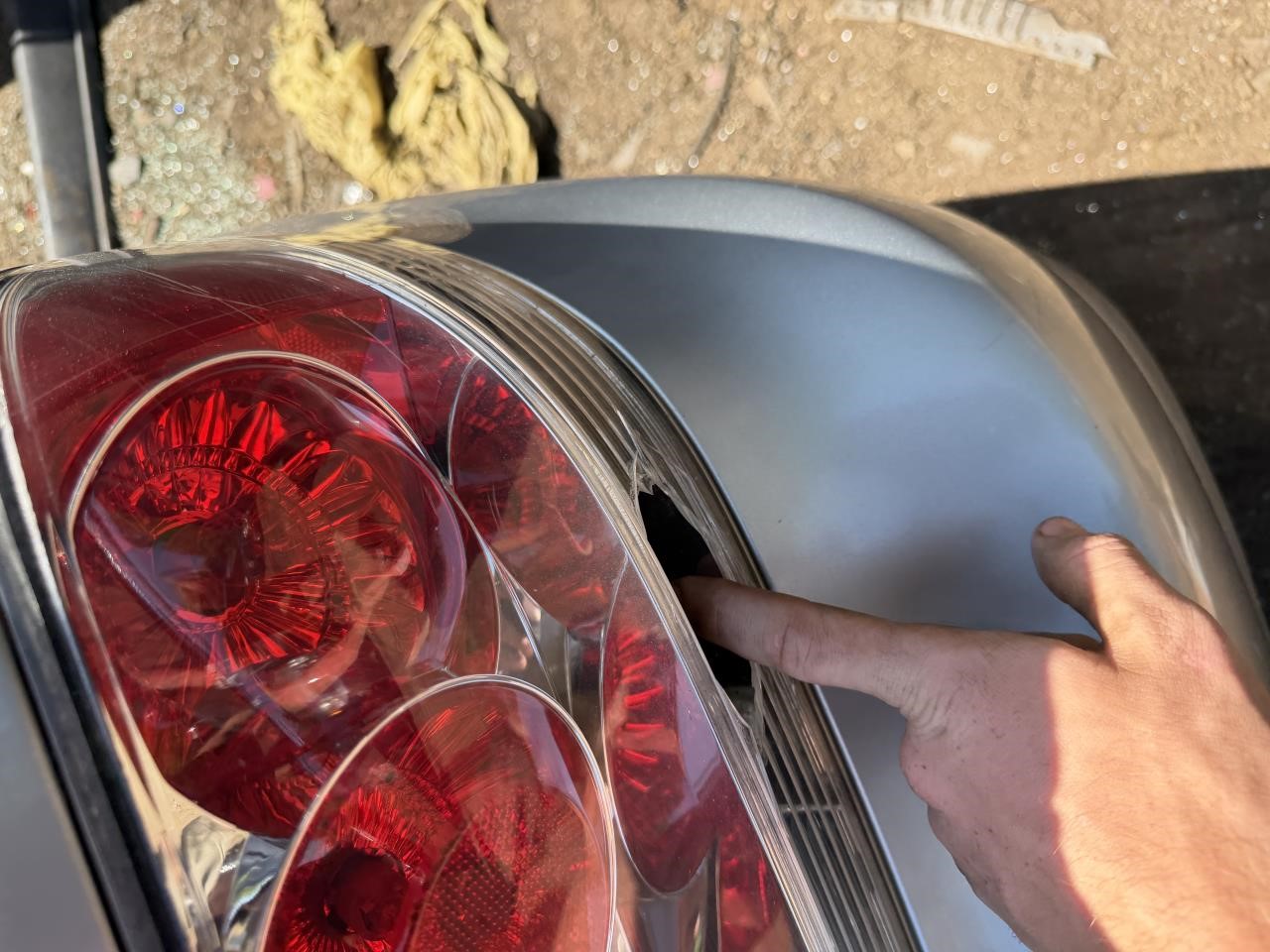 https://f005.backblazeb2.com/file/img-partshotlines-com/Inventory/NE179/Vehicle/69003_10.jpg